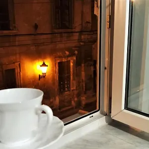 Апартаменты In The Heart Of Rynok Square / романтичні на площі ринок, Львов