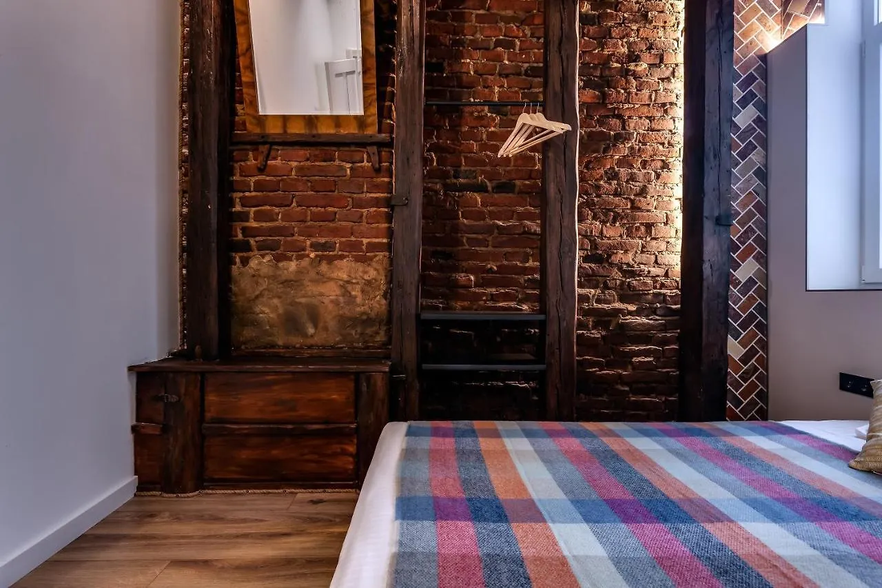 Leogrand Apartments On Kniazia Romana 6 Lviv